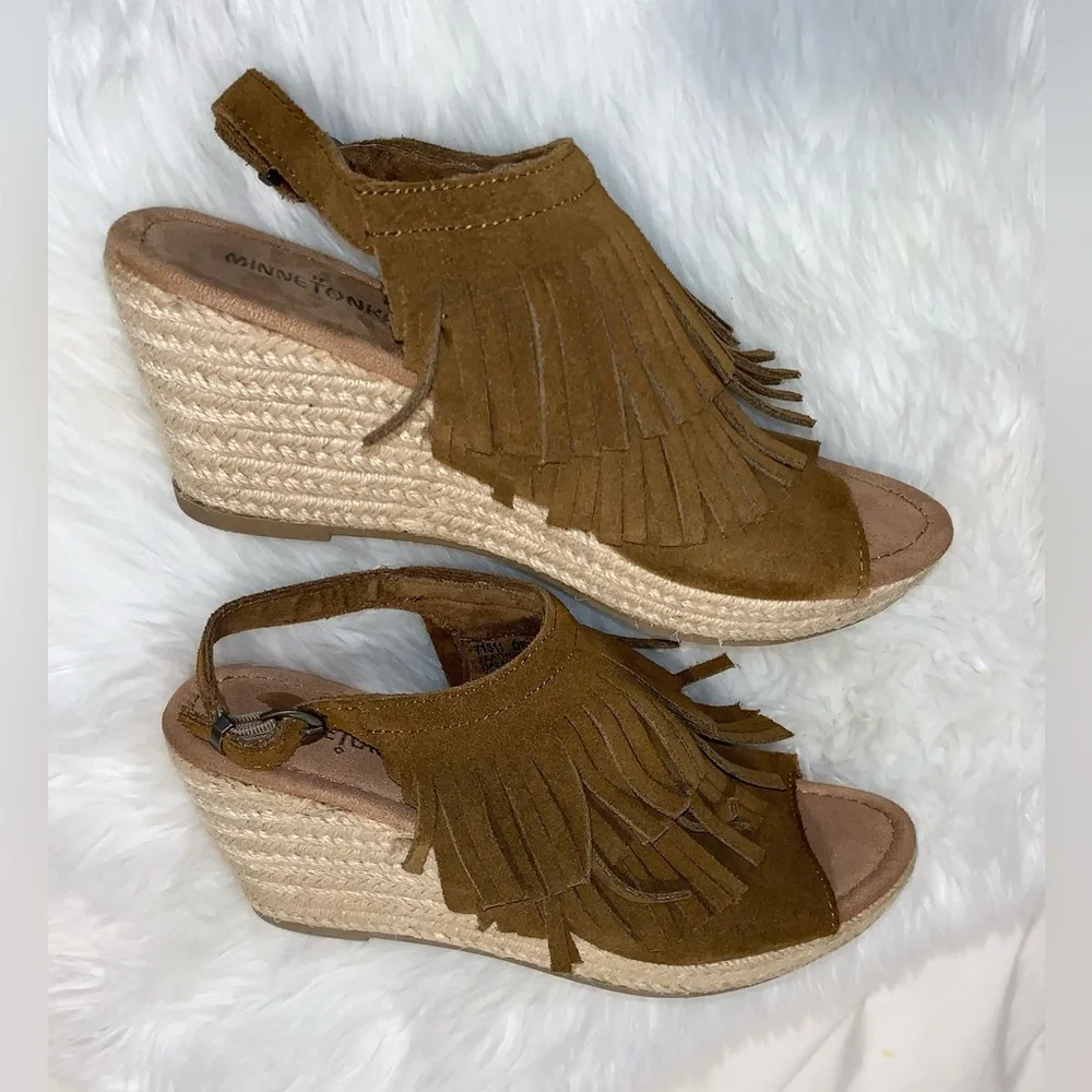 MINNETONKA suede fringe espadrille wedges women’s size 9 - Picture 10 of 17